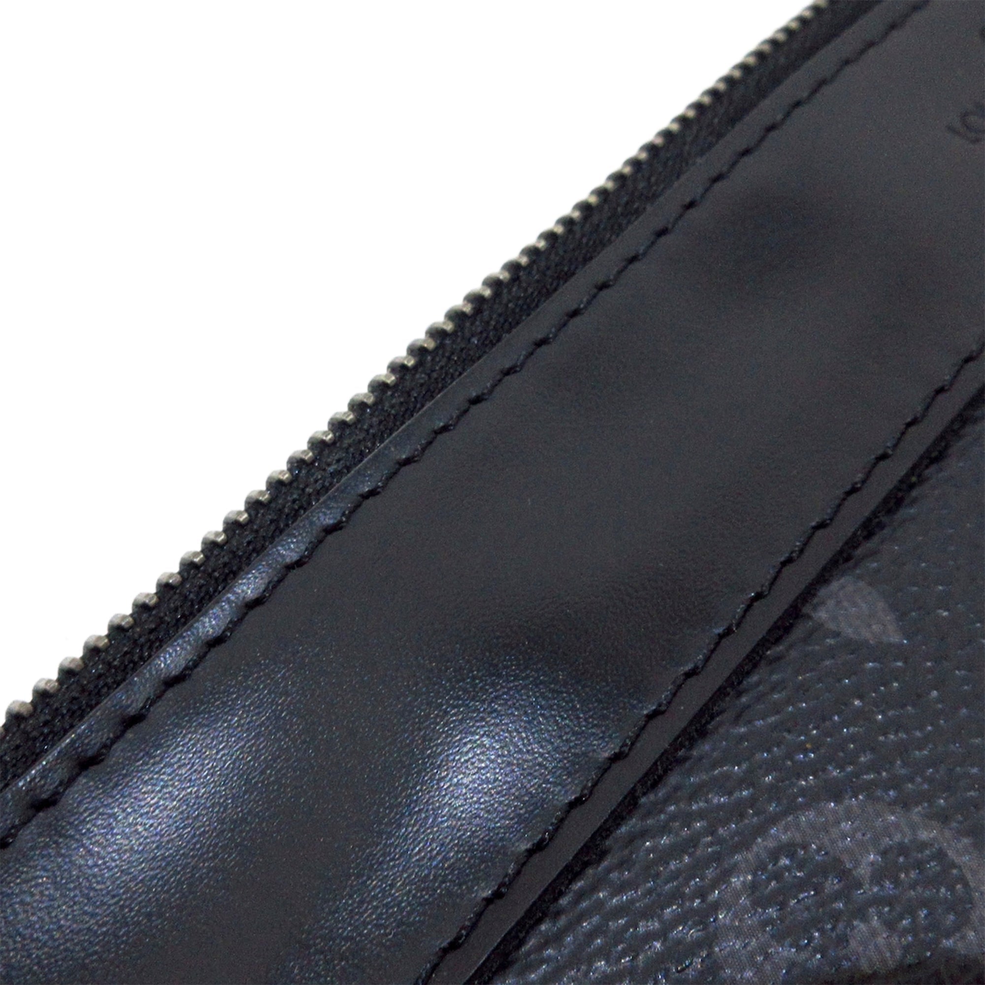 LOUIS VUITTON Monogram Eclipse Discovery Pochette GM Clutch Bag