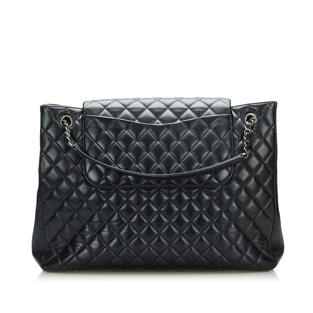 CHANEL Paris-Edinburgh Flap Shoulder Bag