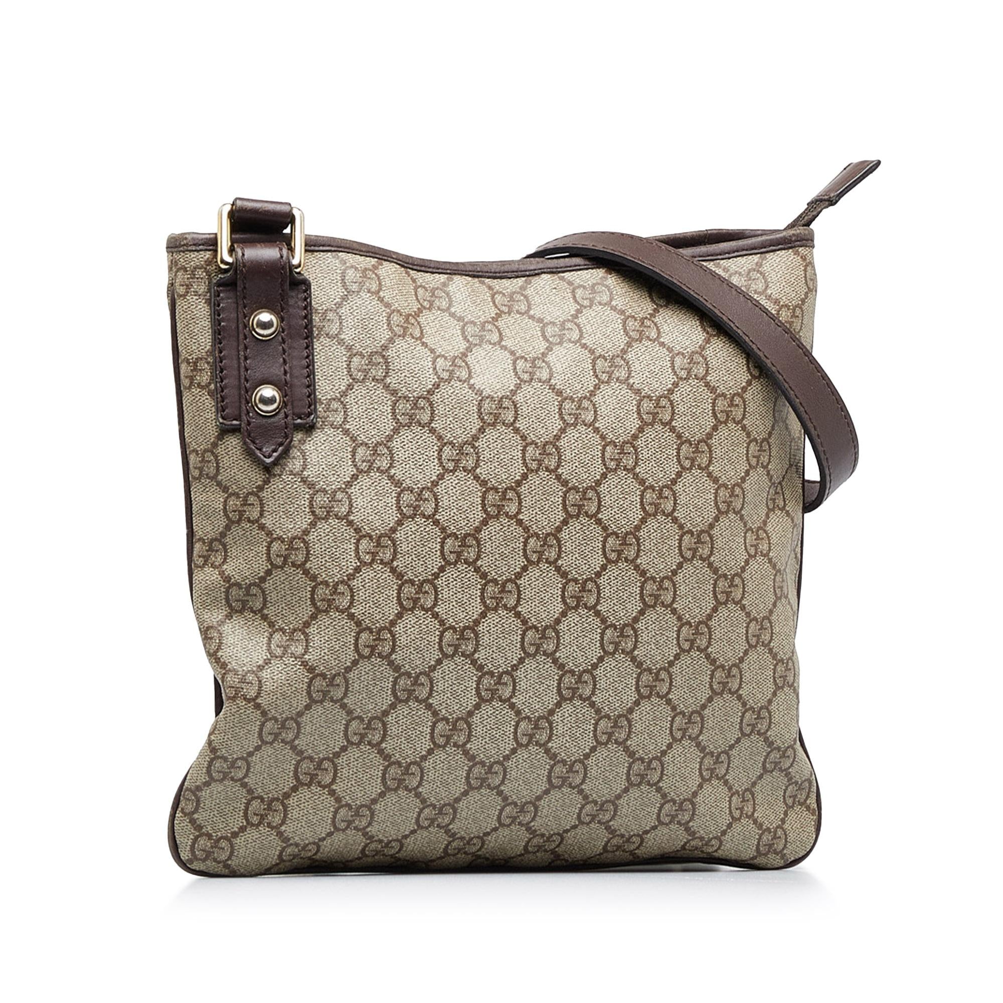 Gucci GG Supreme Crossbody Bag (SHG-iFtrNf)