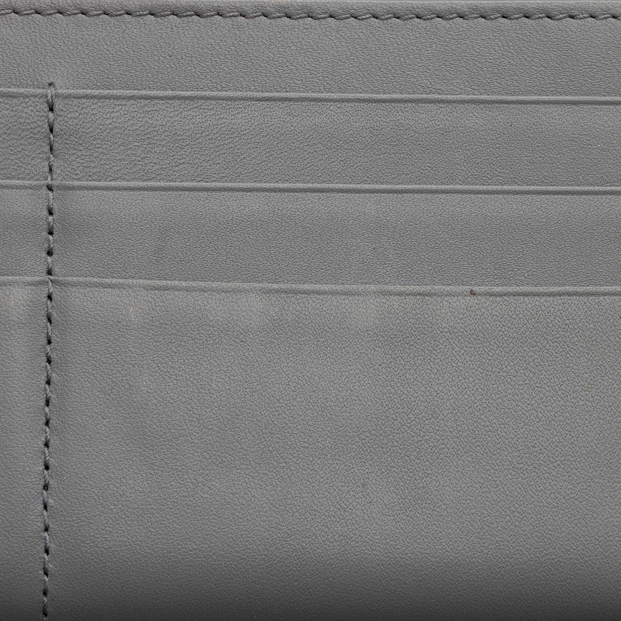 Gucci GG Supreme Zip Around Wallet (SHF-5KQFS4)