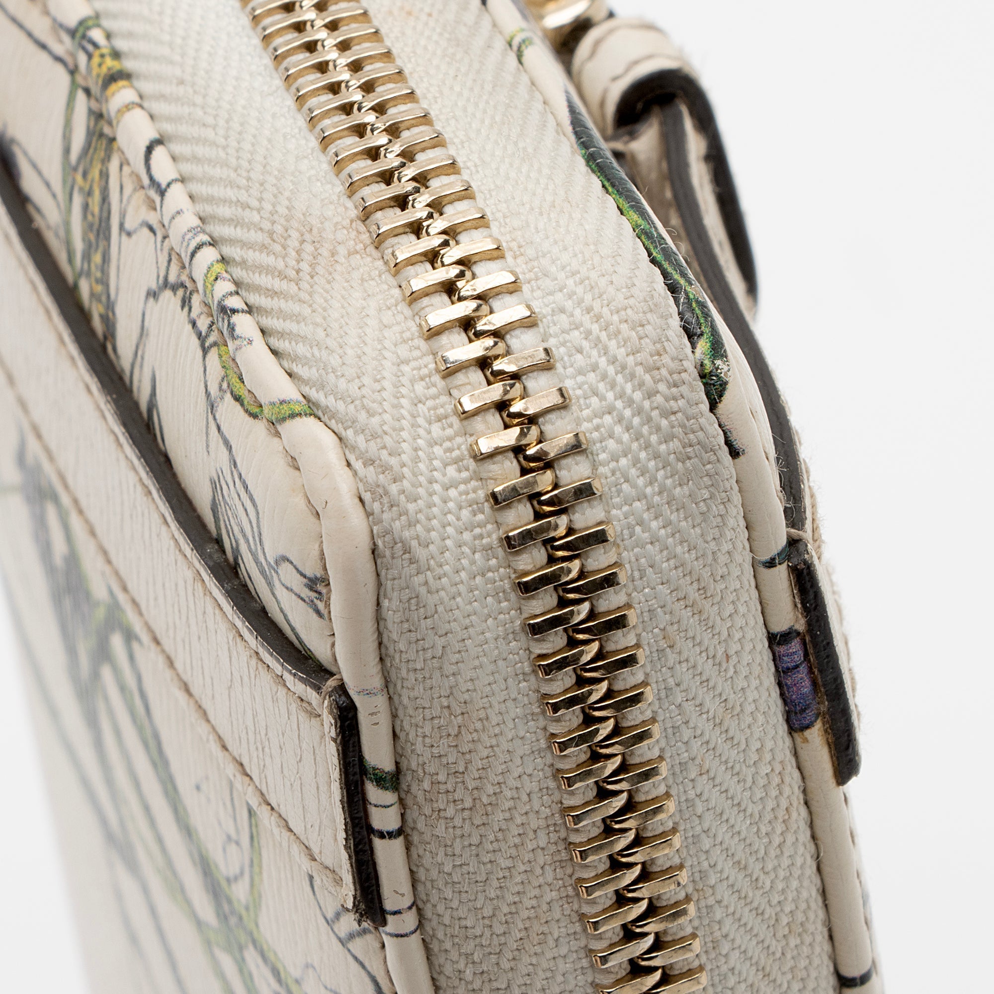 Gucci Leather Flora Nice Zip Around Wallet (SHF-muKADt)