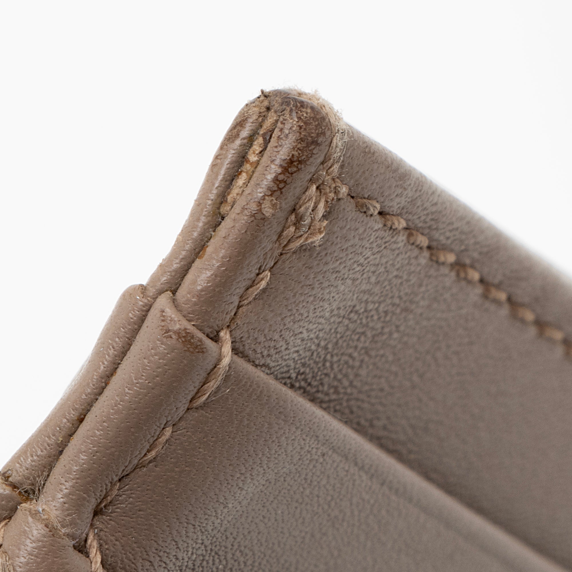Gucci Matelasse Leather GG Marmont Card Case