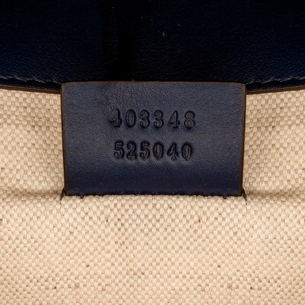 Gucci Medium Embellished Bee Dionysus Shoulder Bag (SHG-VKbgfx)
