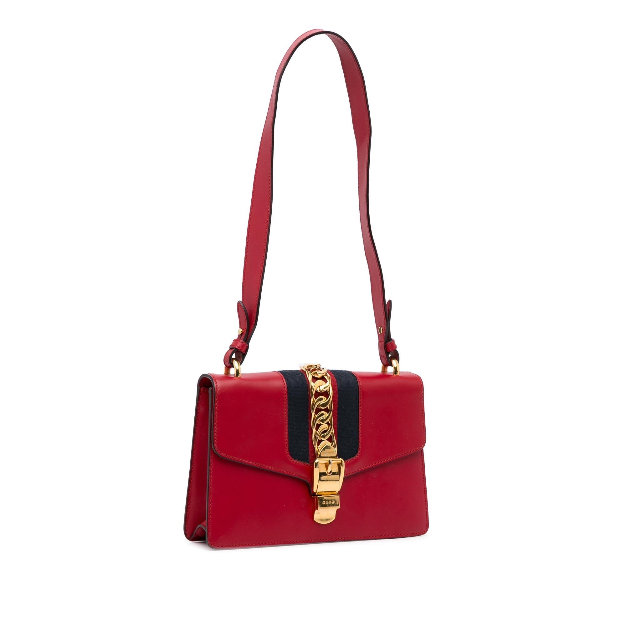Gucci Small Sylvie Shoulder Bag (SHG-WmKQWX)