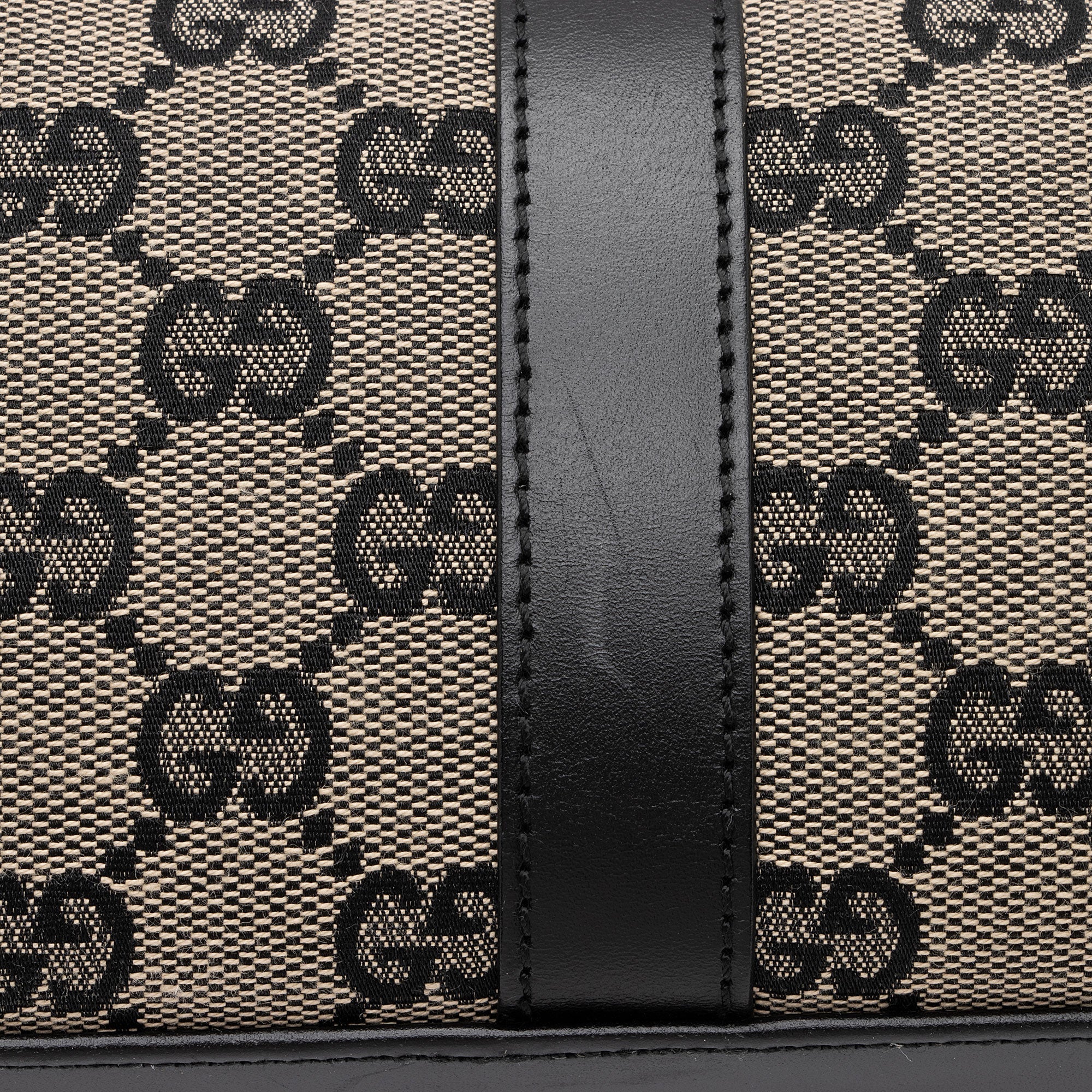 Gucci Vintage GG Canvas Bardot Medium Shoulder Bag (SHF-MzOFGC)