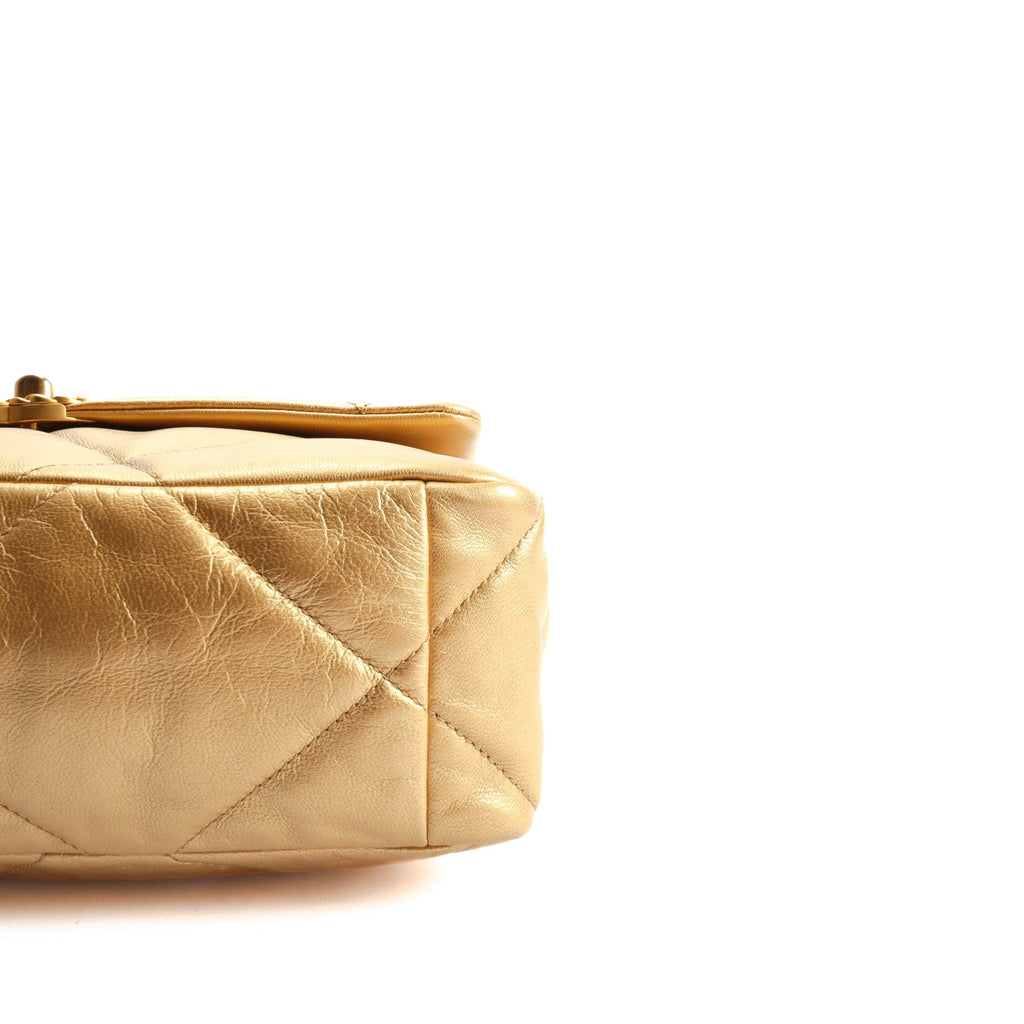 CHANEL 19 Medium Flap Gold