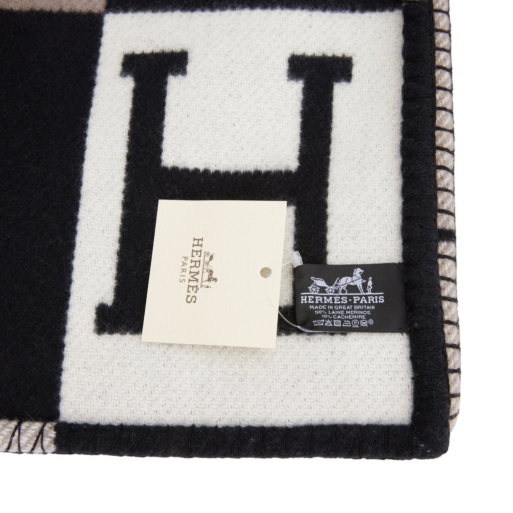 Hermes "Avalon III" Gris and Black Blanket