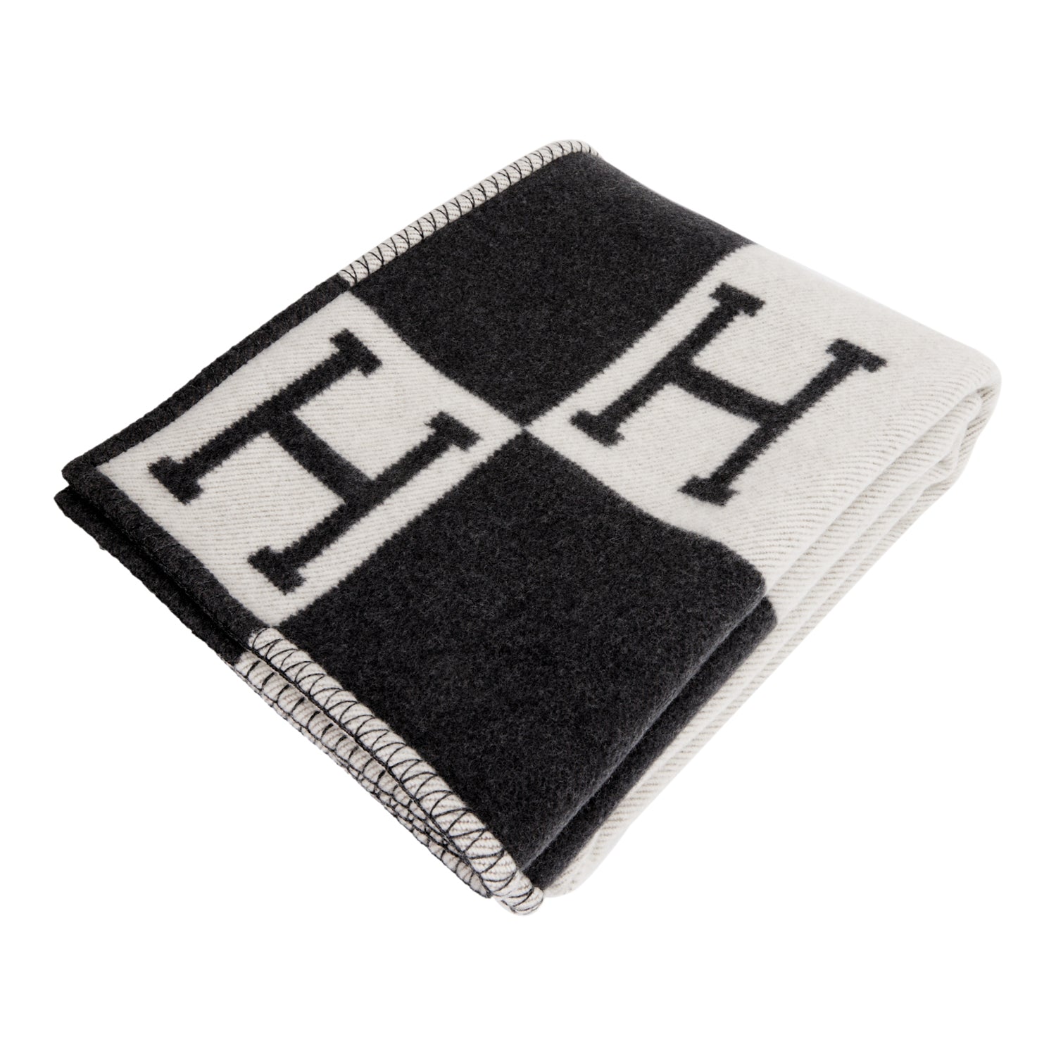 Hermes "Avalon III" Ecru and Black Blanket