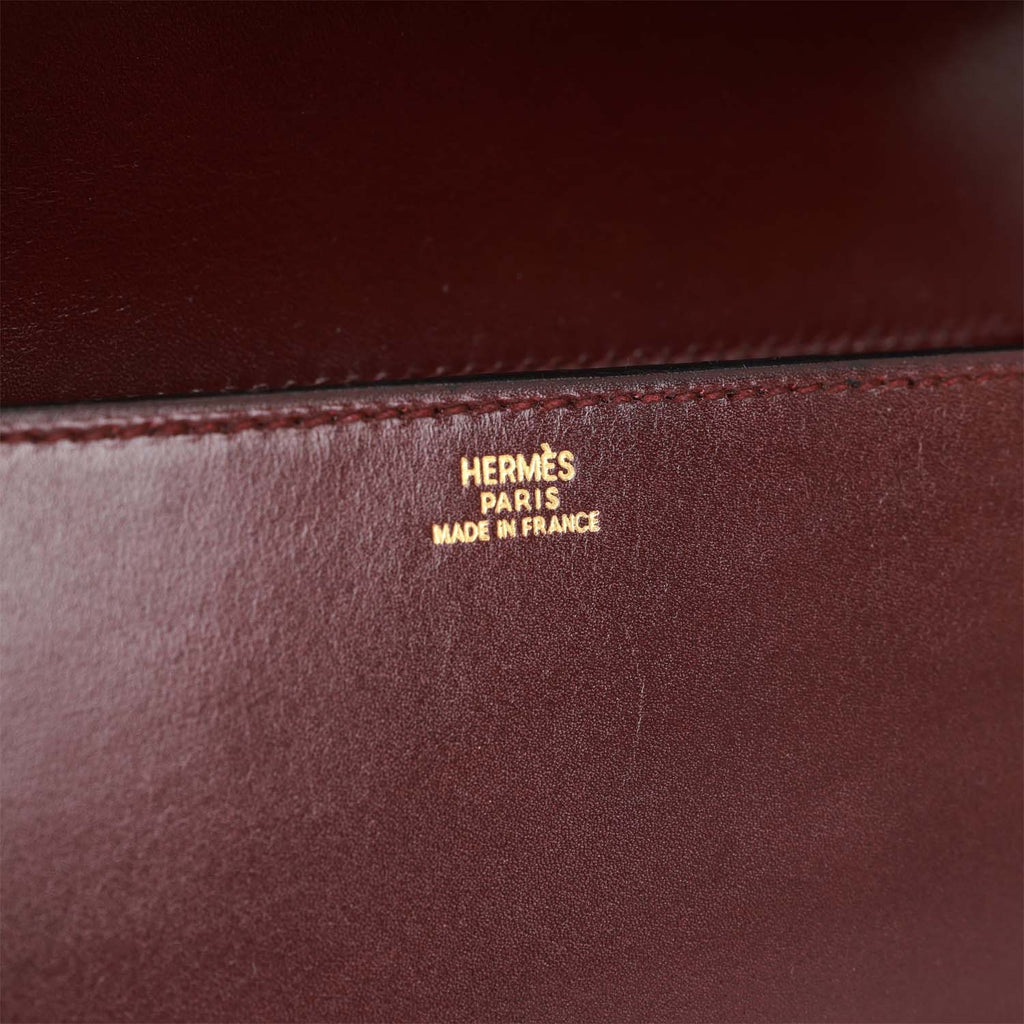 Pre-owned Hermes Medor 23 Clutch Rouge H Box Gold Hardware