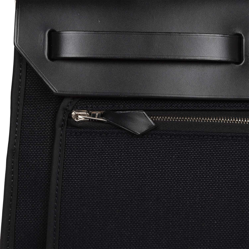 Pre-owned Hermes Herbag Zip PM 31 Black Toile H Berline Hunter Palladium Hardware