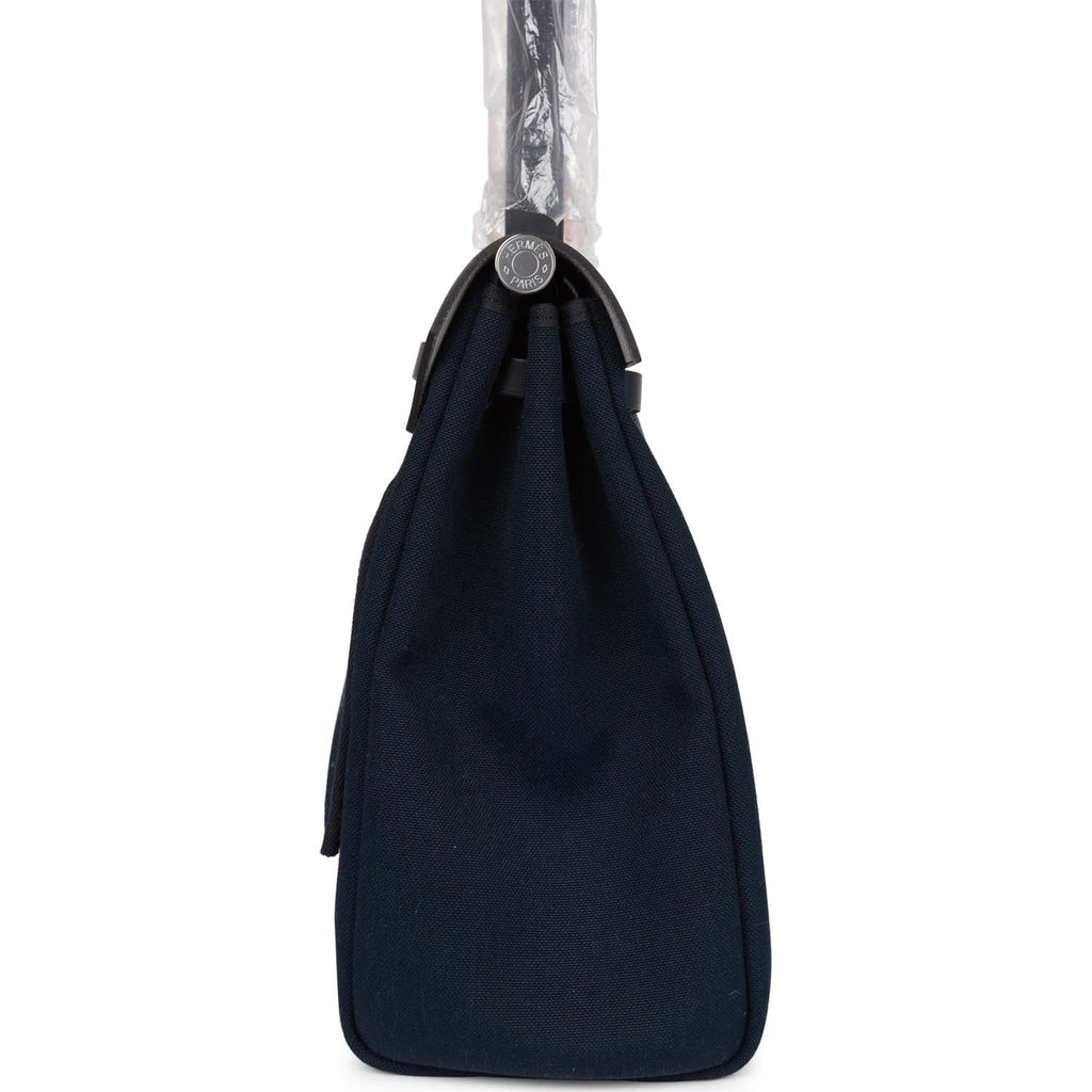 Hermes Herbag 39 Bleu Marine/Bleu Indigo Toile Militaire and Vache Hunter Palladium Hardware