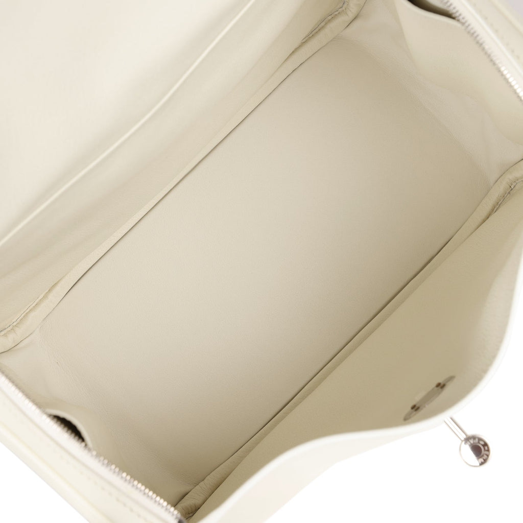 Pre-owned Hermes Lindy 26 White Evercolor Palladium Hardware