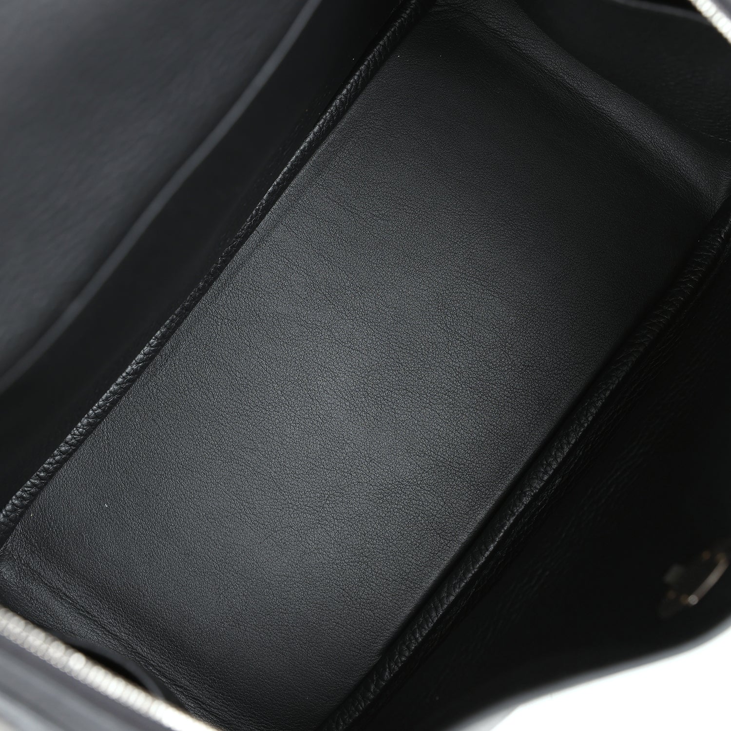Hermes Lindy 26 Black Clemence Palladium Hardware