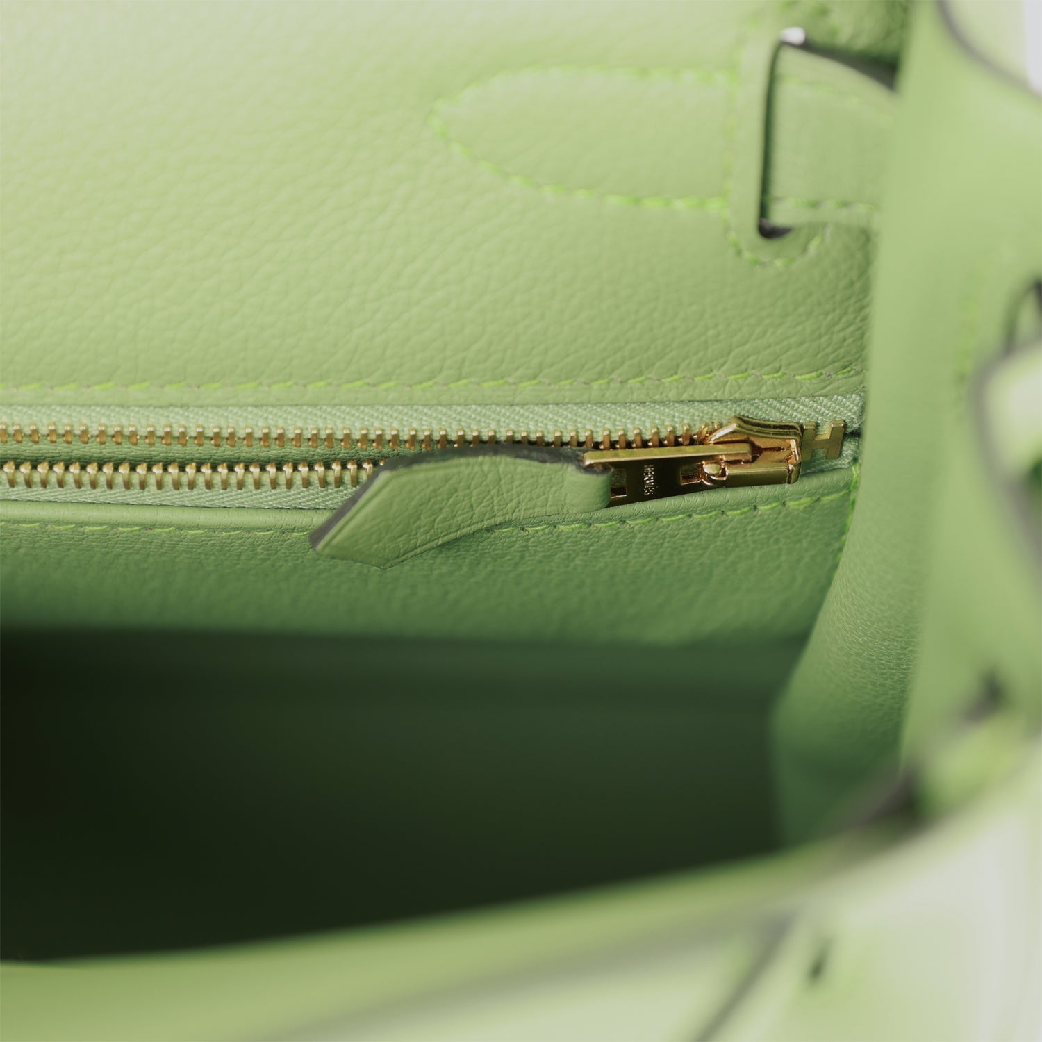 Hermes Kelly Retourne 28 Vert Criquet Evercolor Gold Hardware