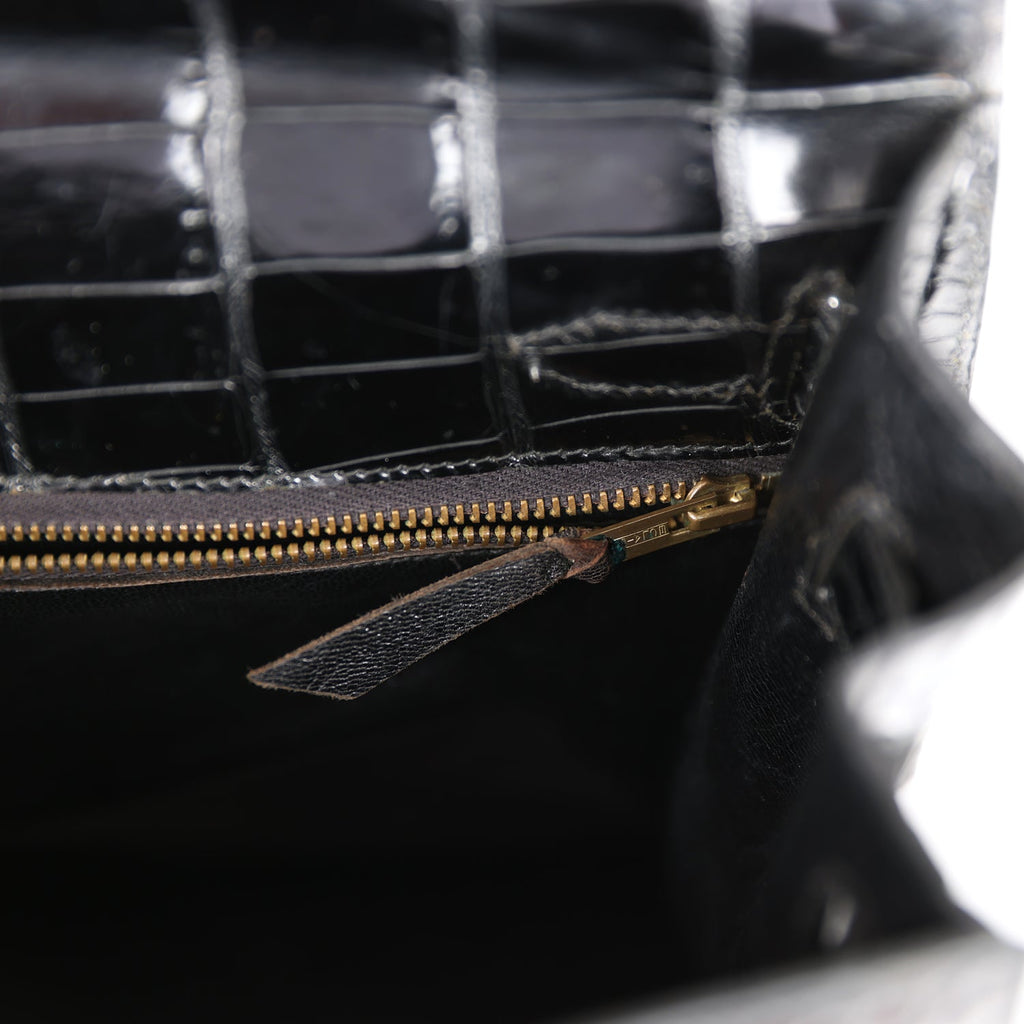 Vintage Hermes Kelly Sellier 32 Black Shiny Porosus Crocodile Gold Hardware