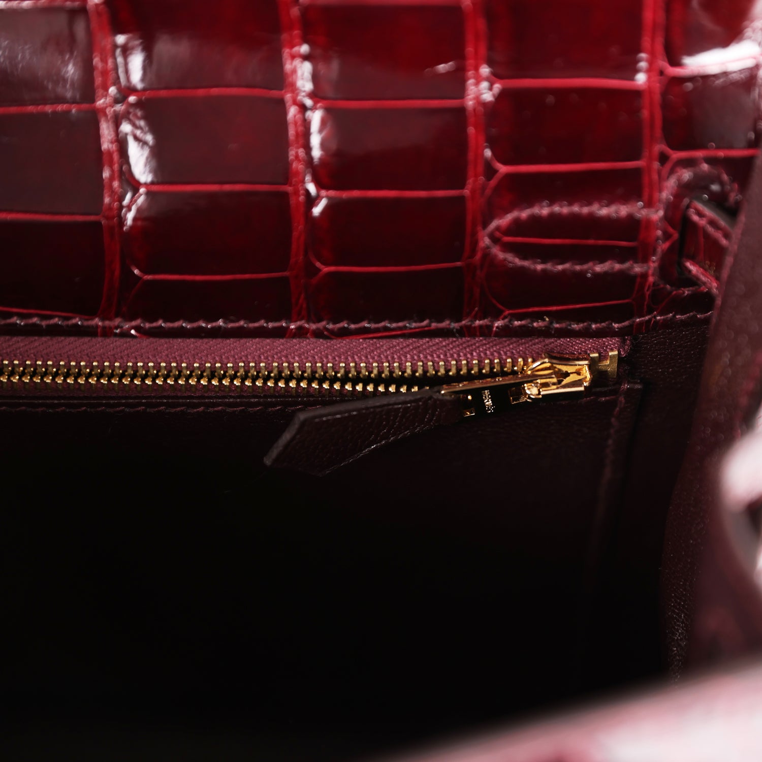 Hermes Kelly Sellier 25 Bordeaux Shiny Alligator Gold Hardware