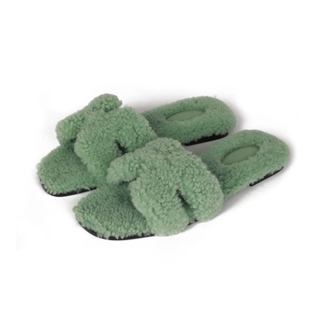 Hermes Oran Sandal Vert D'eau Shearling 38.5 EU