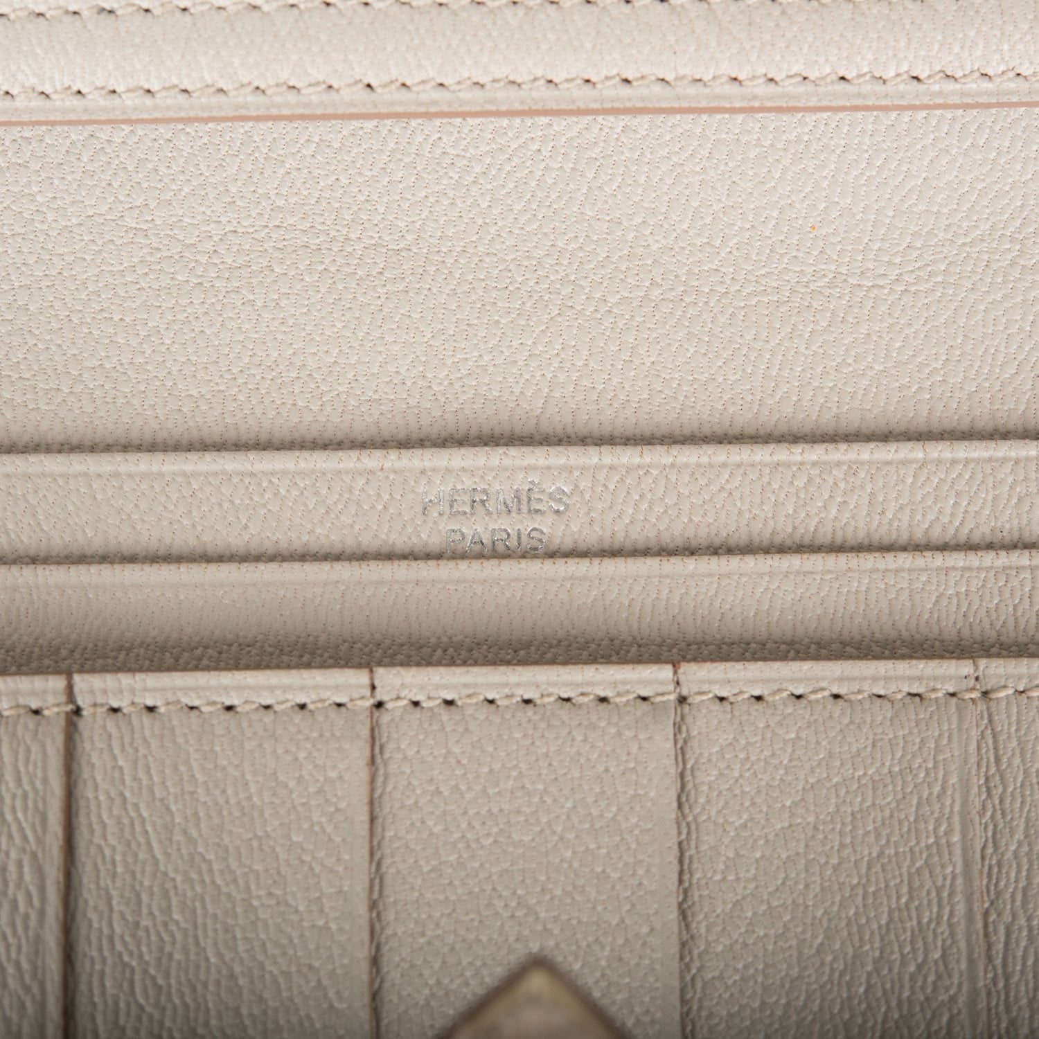 Pre-owned Hermes Bearn Wallet Beton Matte Alligator Palladium Hardware