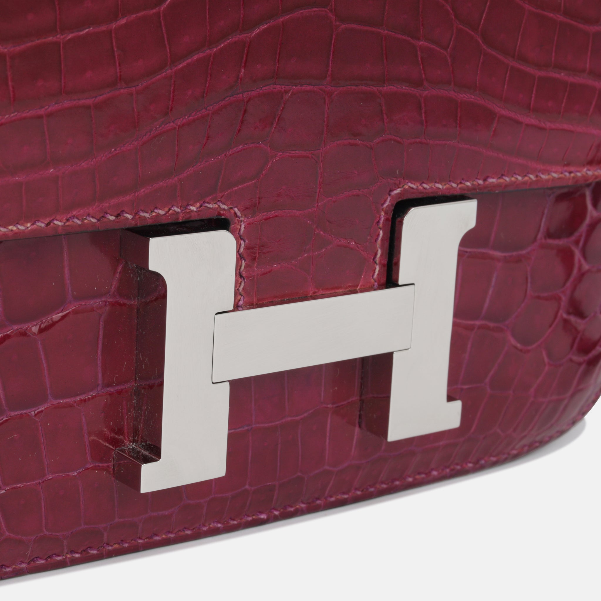 Hermès Constance 18 - Cassis Shiny Croc