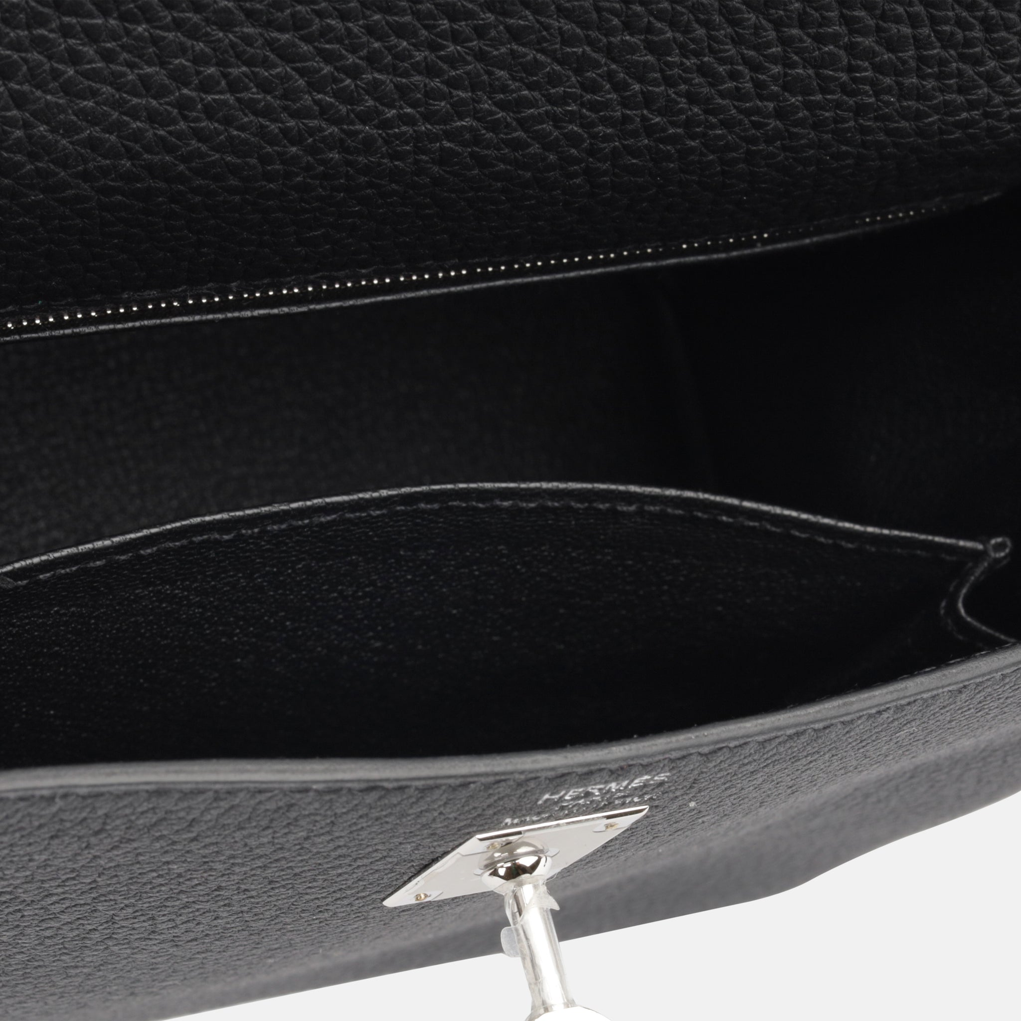 Hermès Kelly 25 - Black Togo - PHW (NWT)
