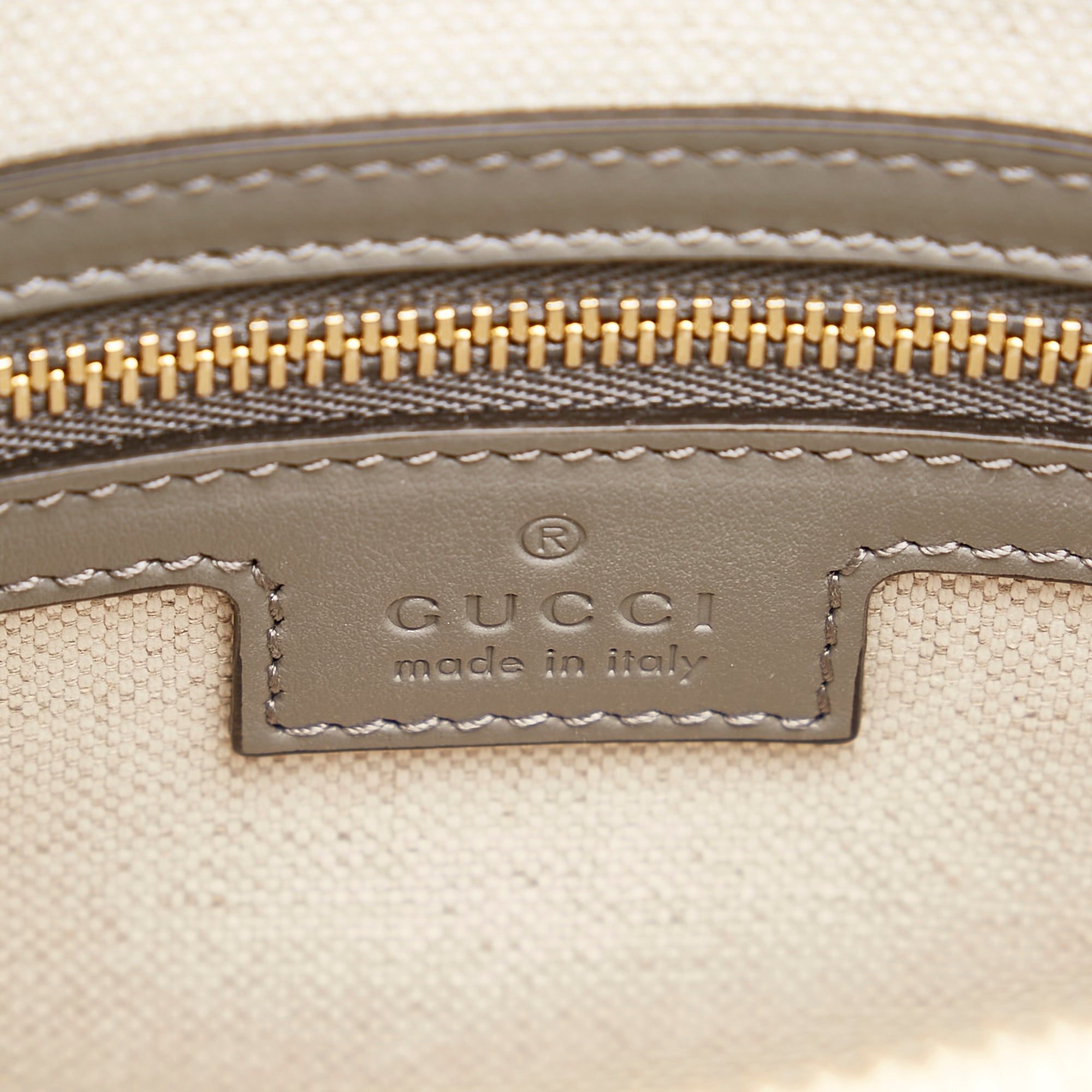 Gucci GG Handbag Grey Matelassé Leather