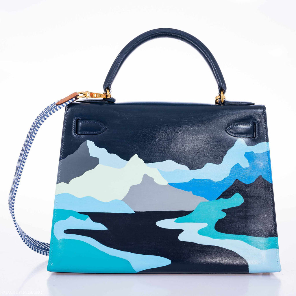 Hermès Kelly 28 Navy Box Gold Hardware “Endless Road”