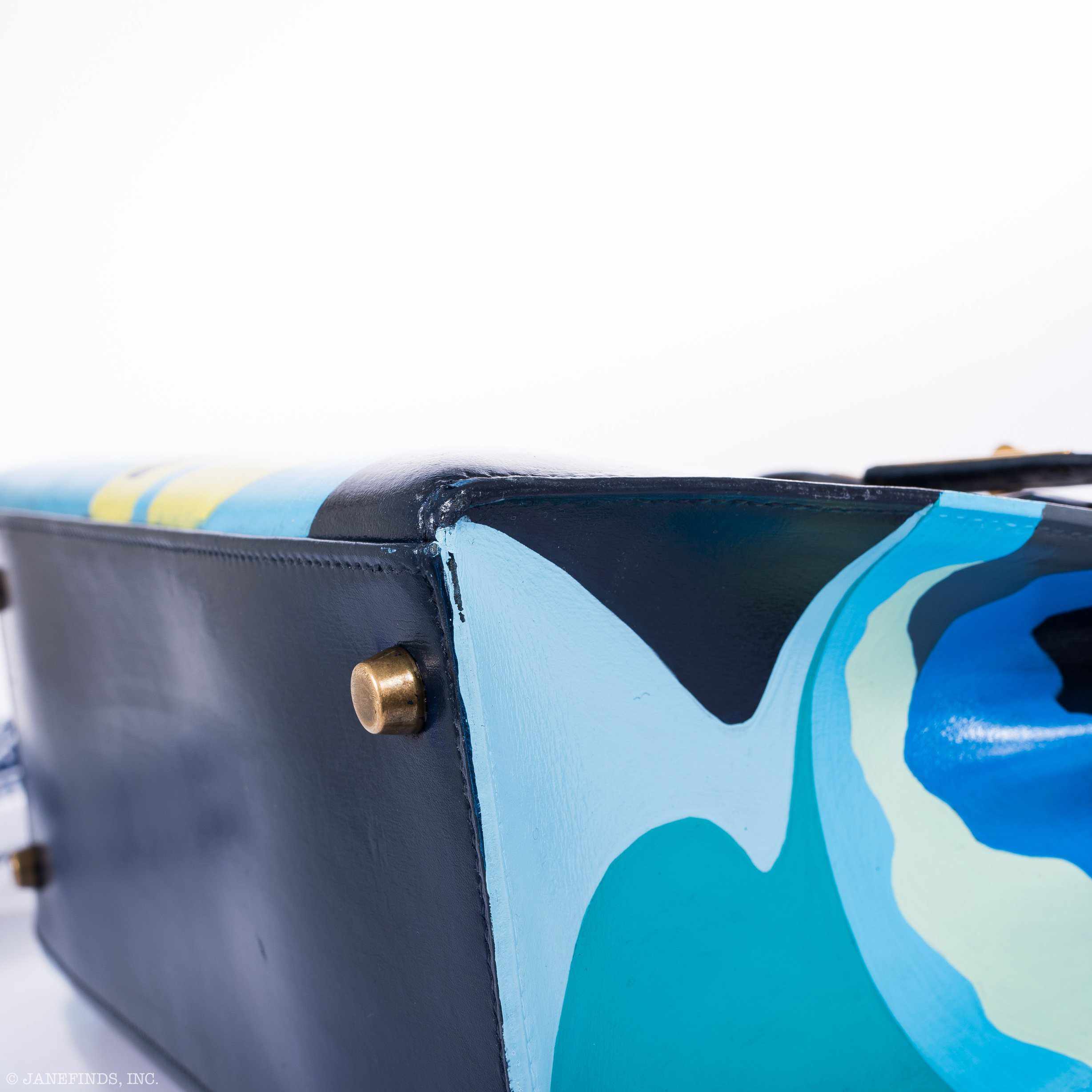Hermès Kelly 28 Navy Box Gold Hardware “Endless Road”