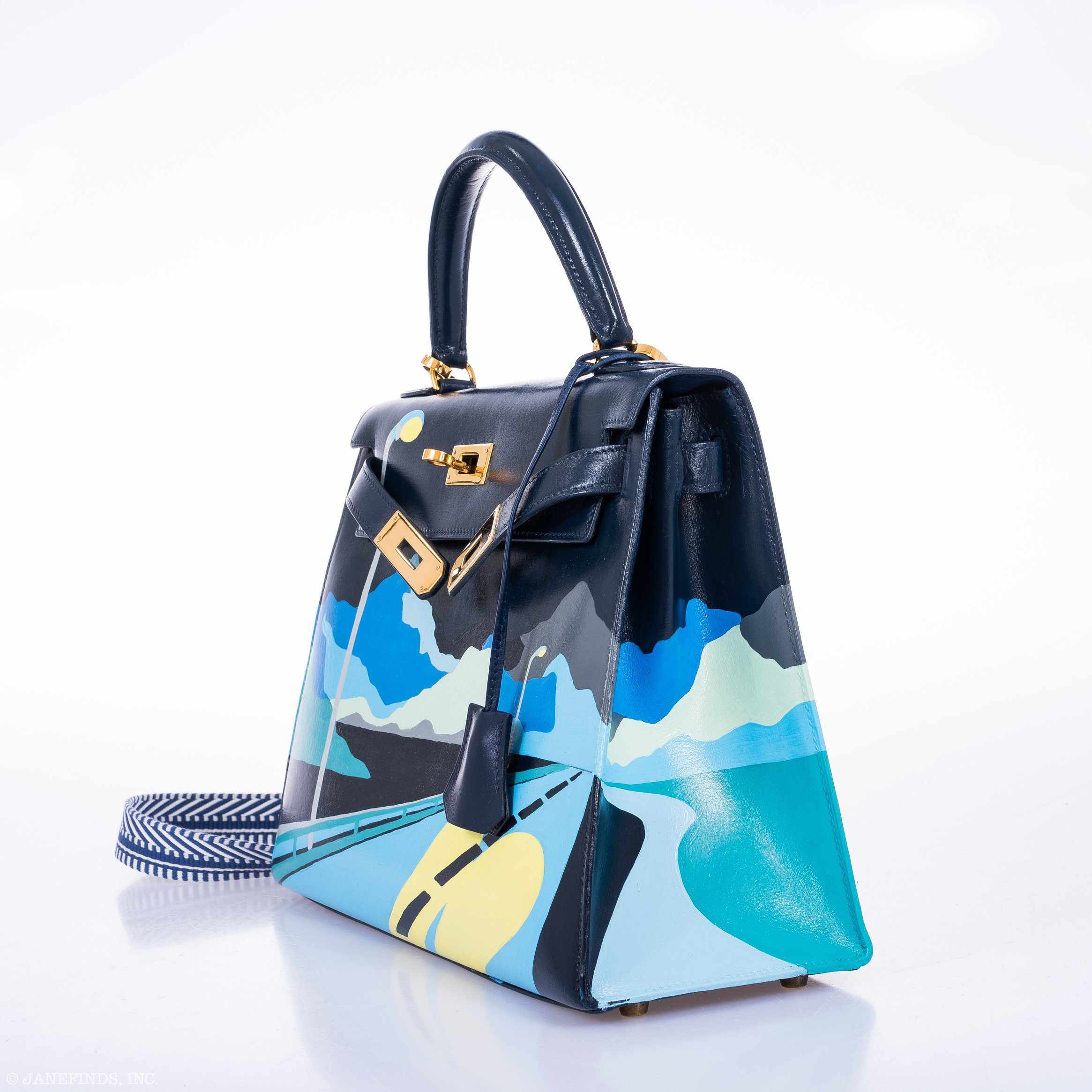 Hermès Kelly 28 Navy Box Gold Hardware “Endless Road”