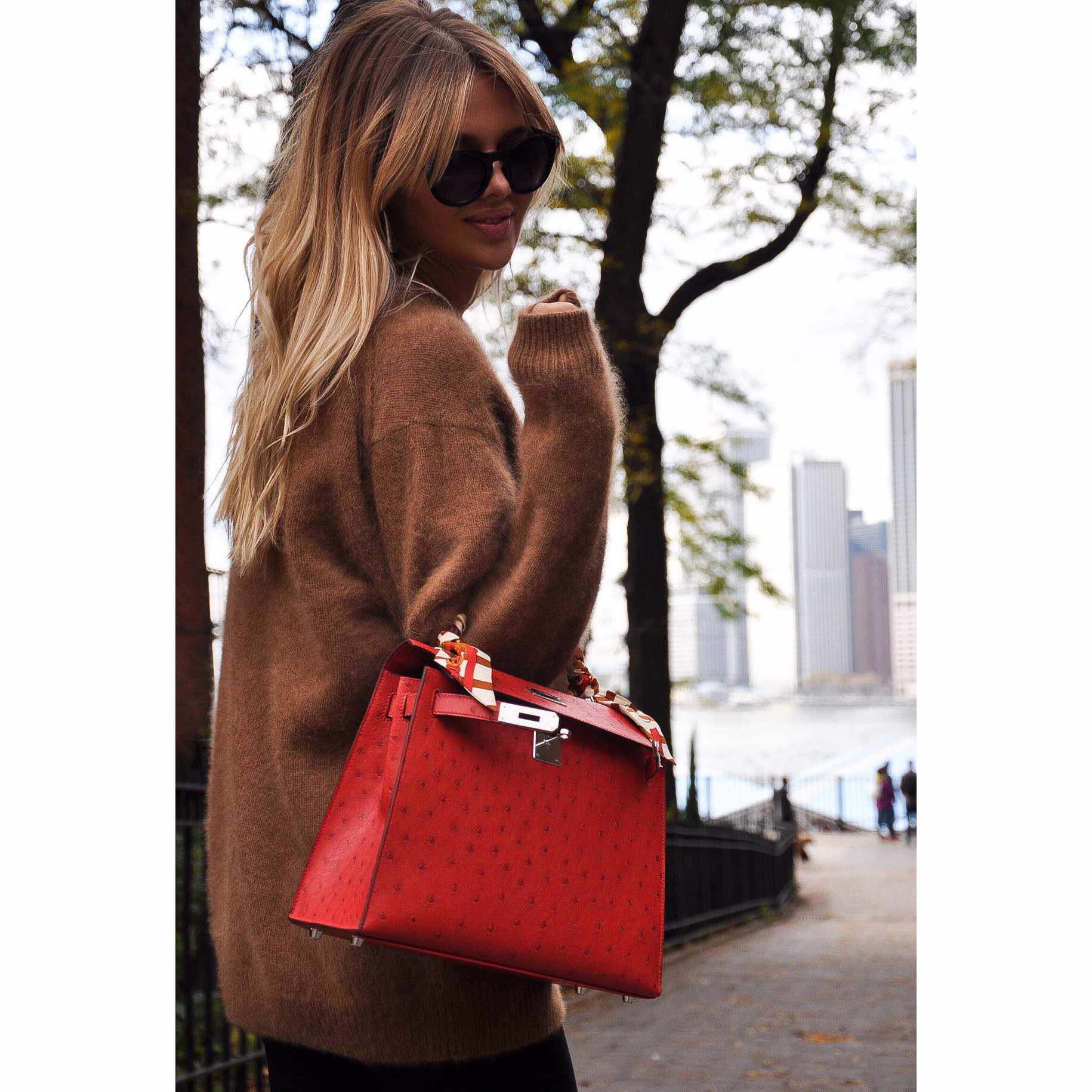 Hermès Kelly 28 Ostrich Rouge Vif Palladium Hardware 