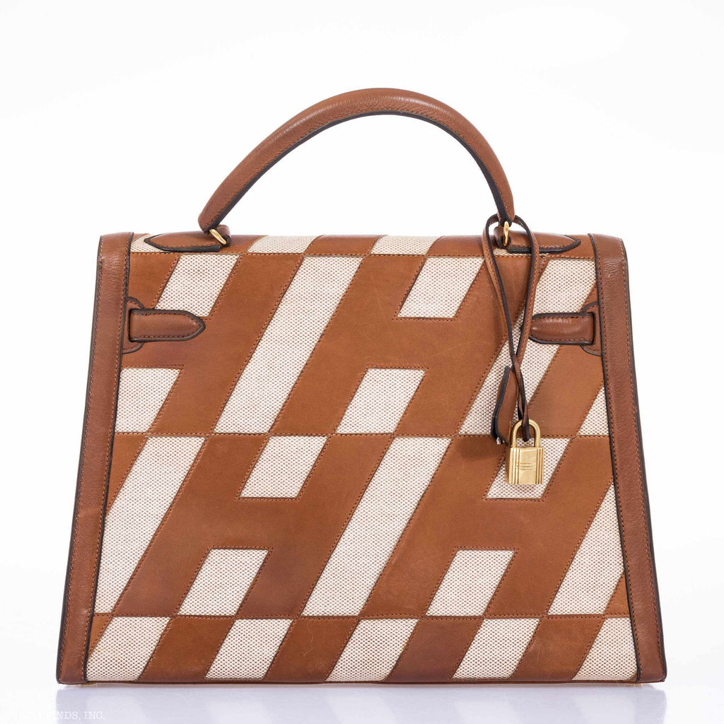 Hermès Kelly 32 Sellier "Ulysses" Gold Gulliver And Toile Gold Hardware