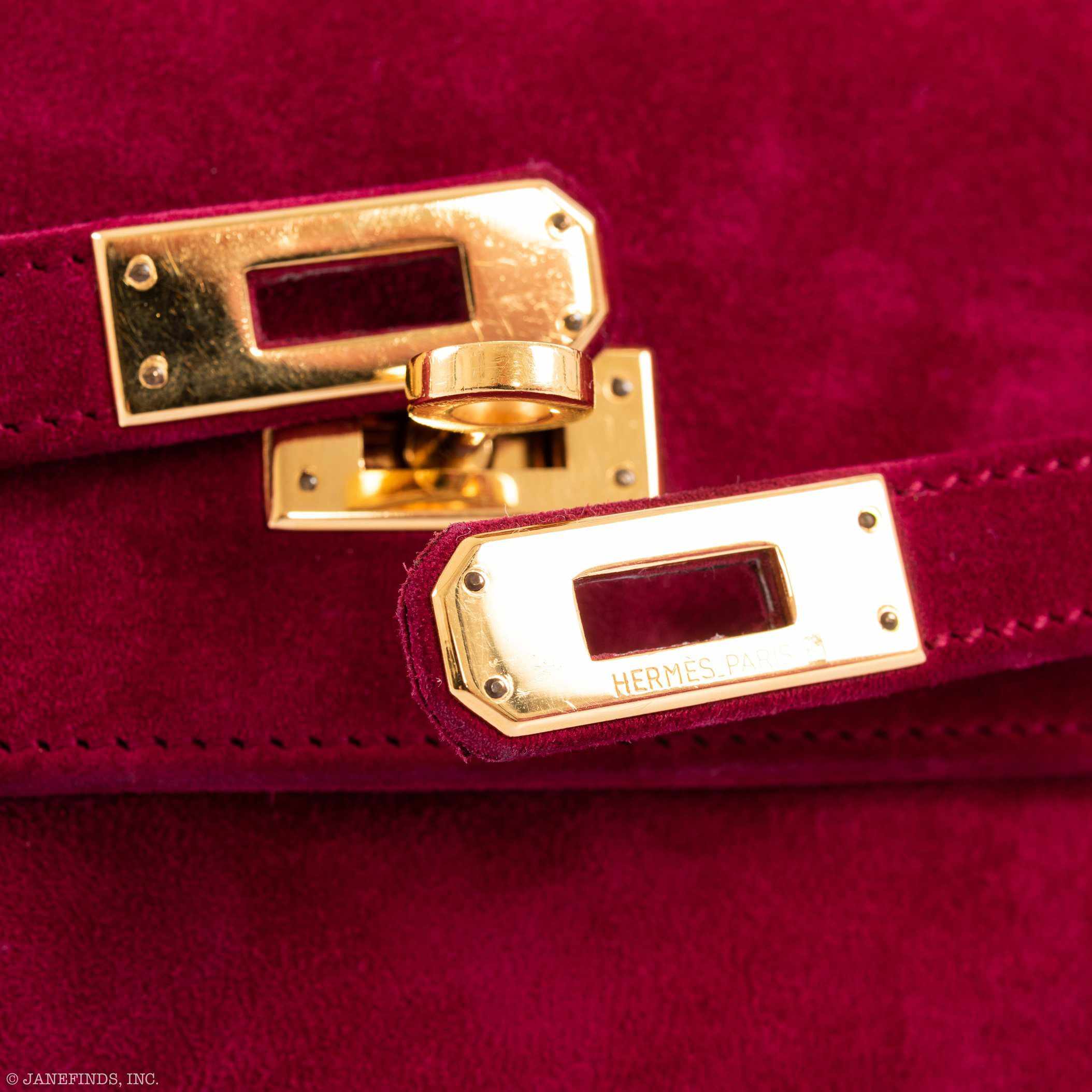 Hermès Kelly Banana Belt Bag 20 Red Veau Doblis Suede Gold Hardware