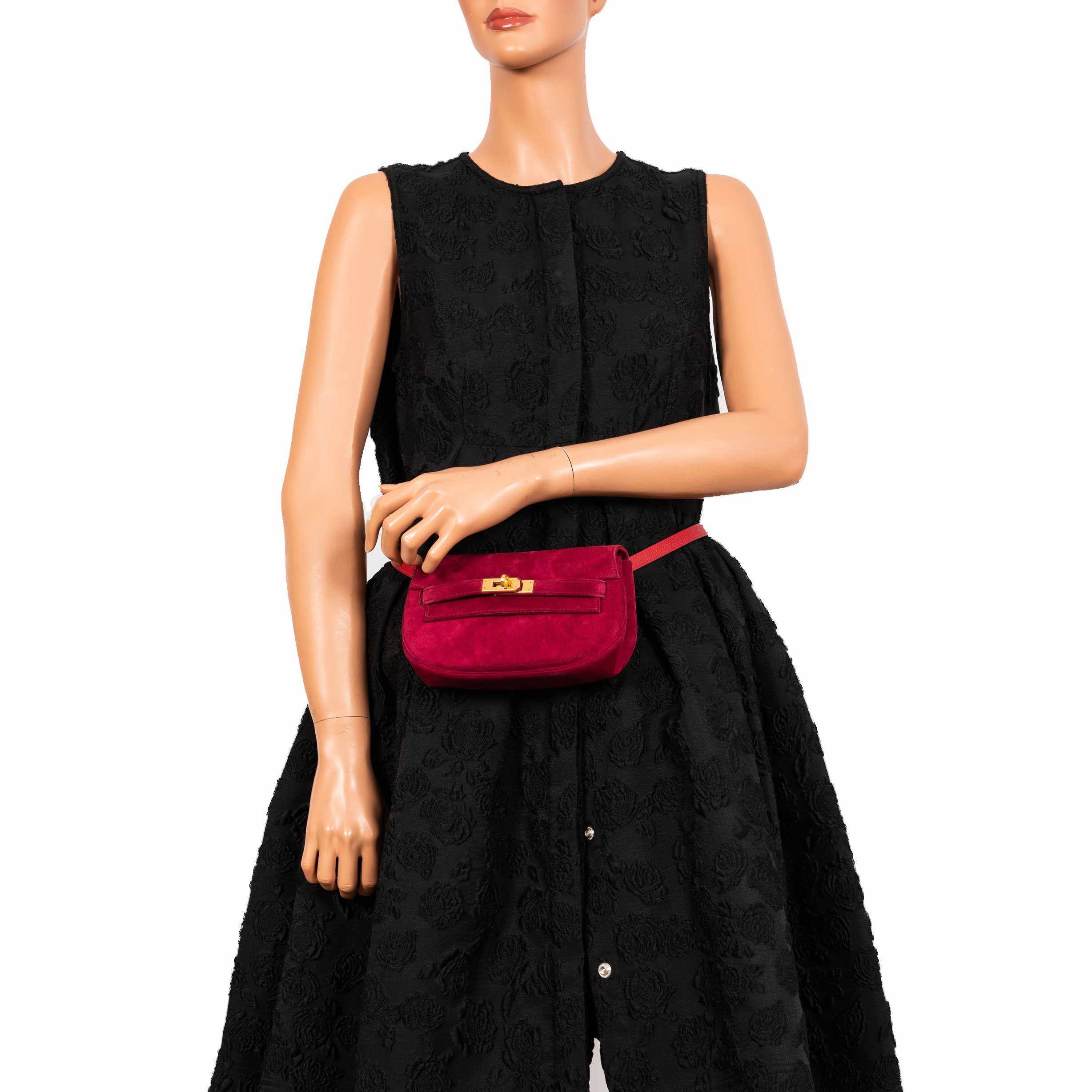Hermès Kelly Banana Belt Bag 20 Red Veau Doblis Suede Gold Hardware