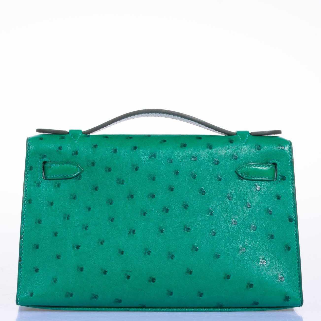 Hermès Kelly Pochette Vert Vertigo Ostrich Gold Hardware