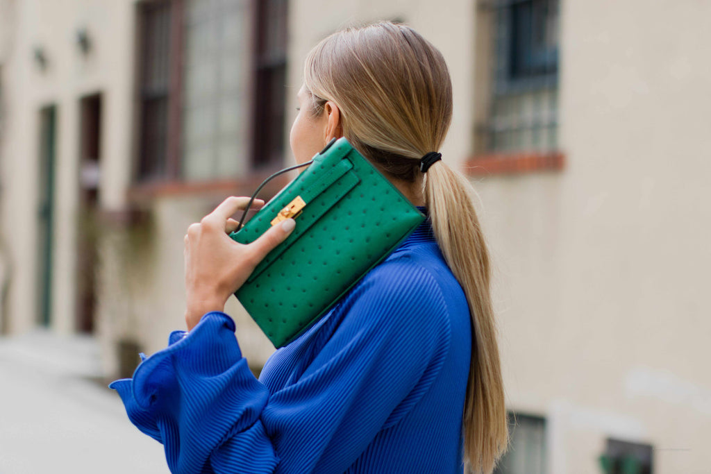 Hermès Kelly Pochette Vert Vertigo Ostrich Gold Hardware