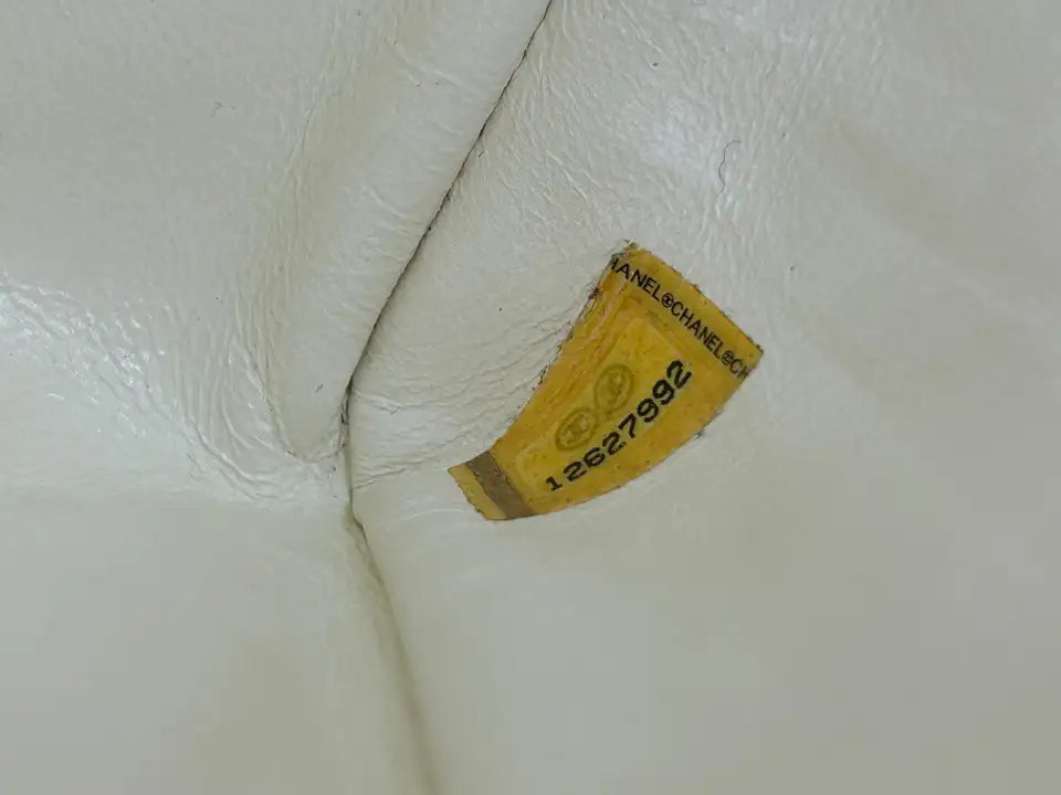 Chanel White Caviar Quilted Jumbo Single Flap Classic