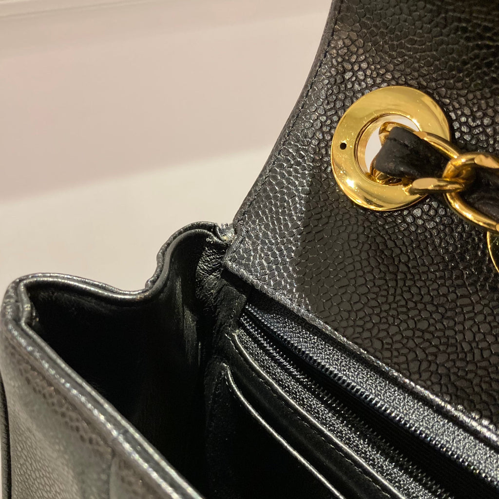 CHANEL 1991-1994 Black Caviar Vertical Classic Flap Jumbo 14367