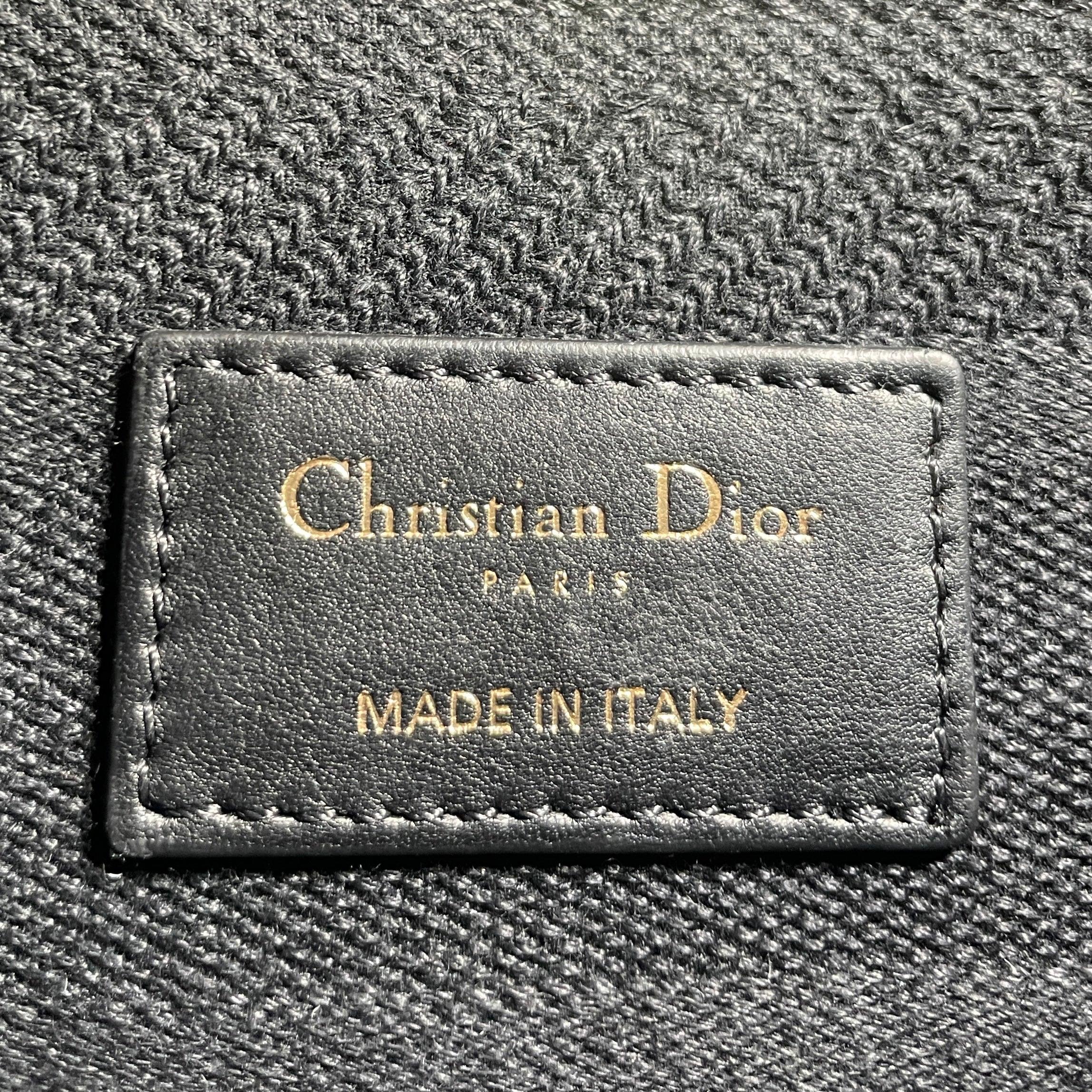 DIOR Canvas Embroidered Cannage Medium Lady D-Lite -Black- OUTLET ITEM FINALSALE