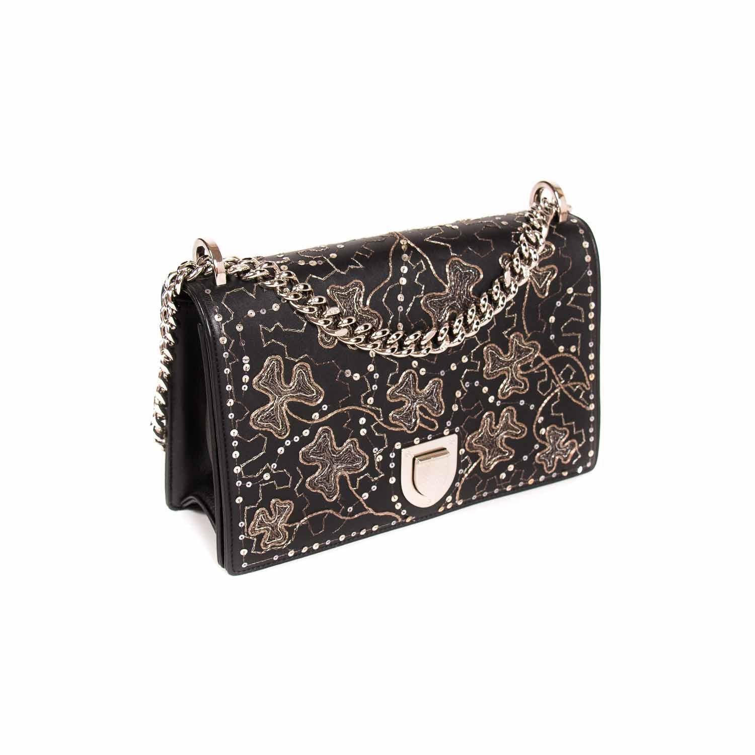 Christian Dior Diorama Medium Shoulder Bag