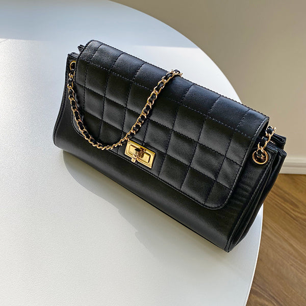 CHANEL Around 2001 Made Chocolate Bar 2.55 Chain Bag Black