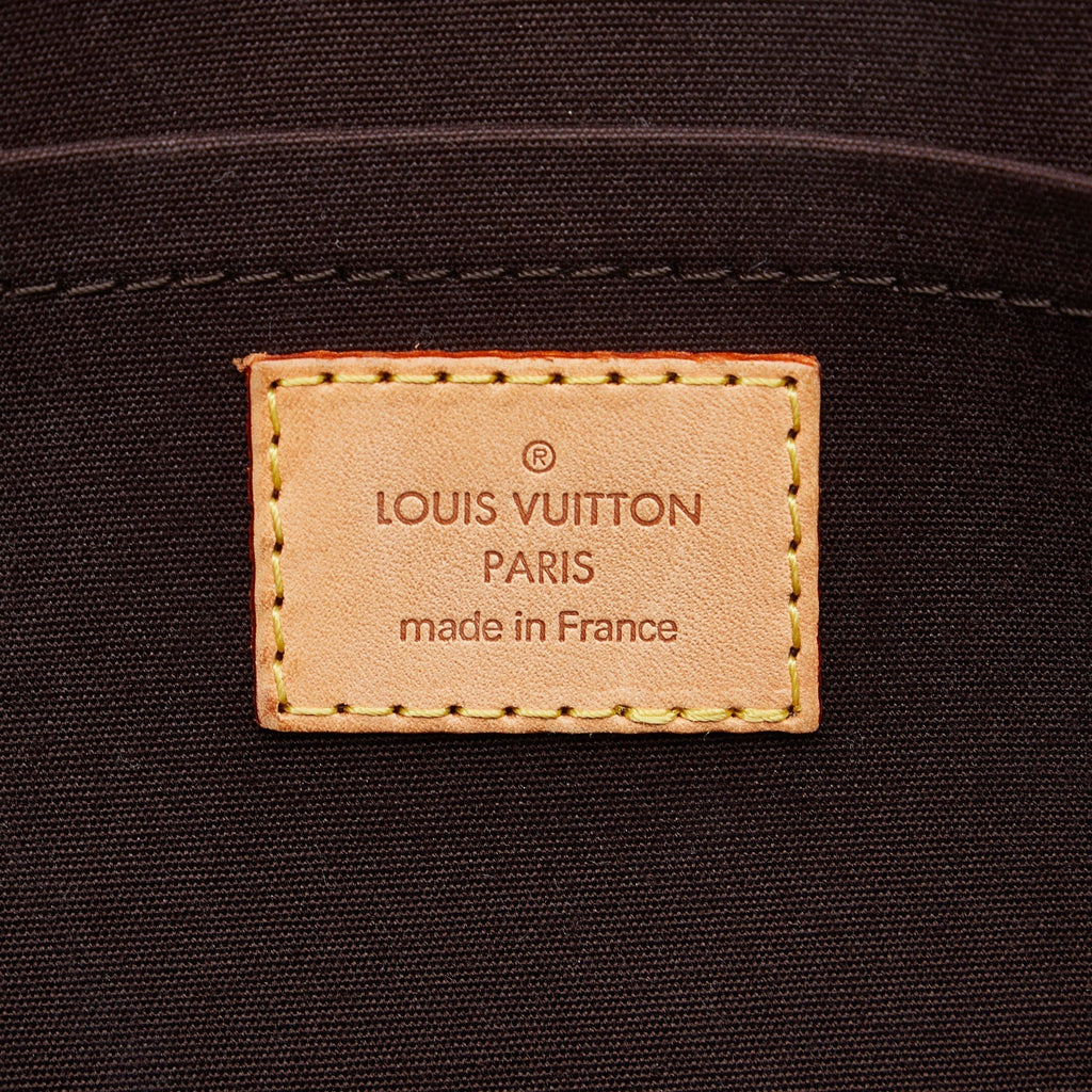 LOUIS VUITTON Monogram Vernis Rosewood Avenue Shoulder Bag
