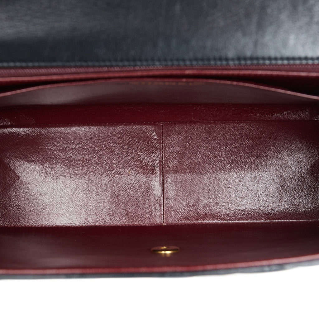 CHANEL Maxi Classic Lambskin Single Flap Shoulder Bag