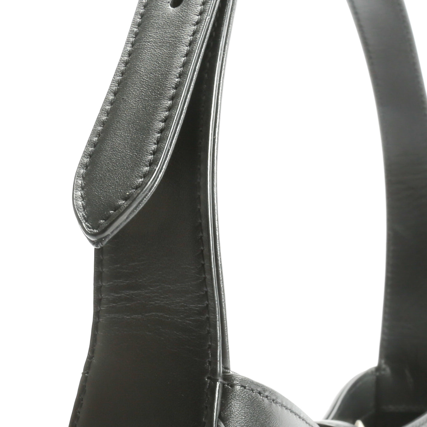 SAINT LAURENT Le 5 a 7 Hobo Black