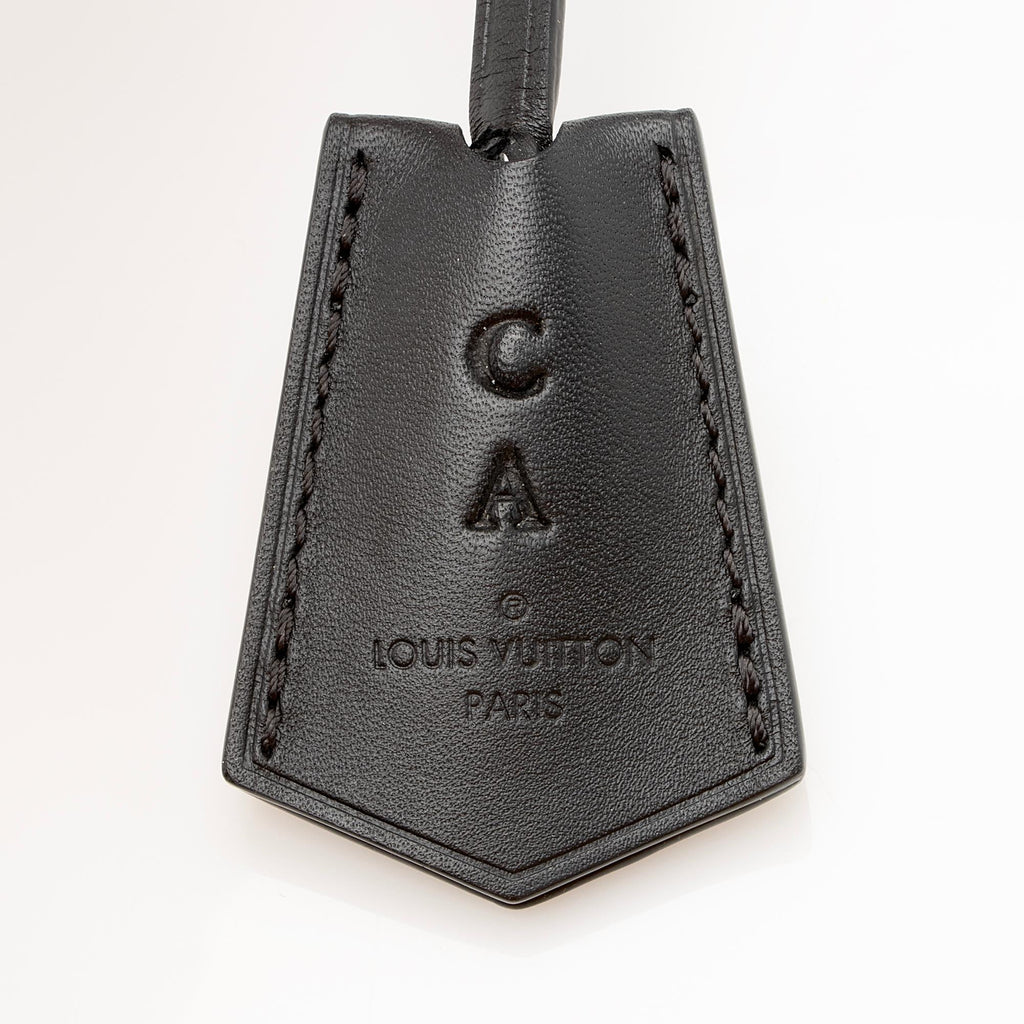 Louis Vuitton Leather Clochette (SHF-22360)