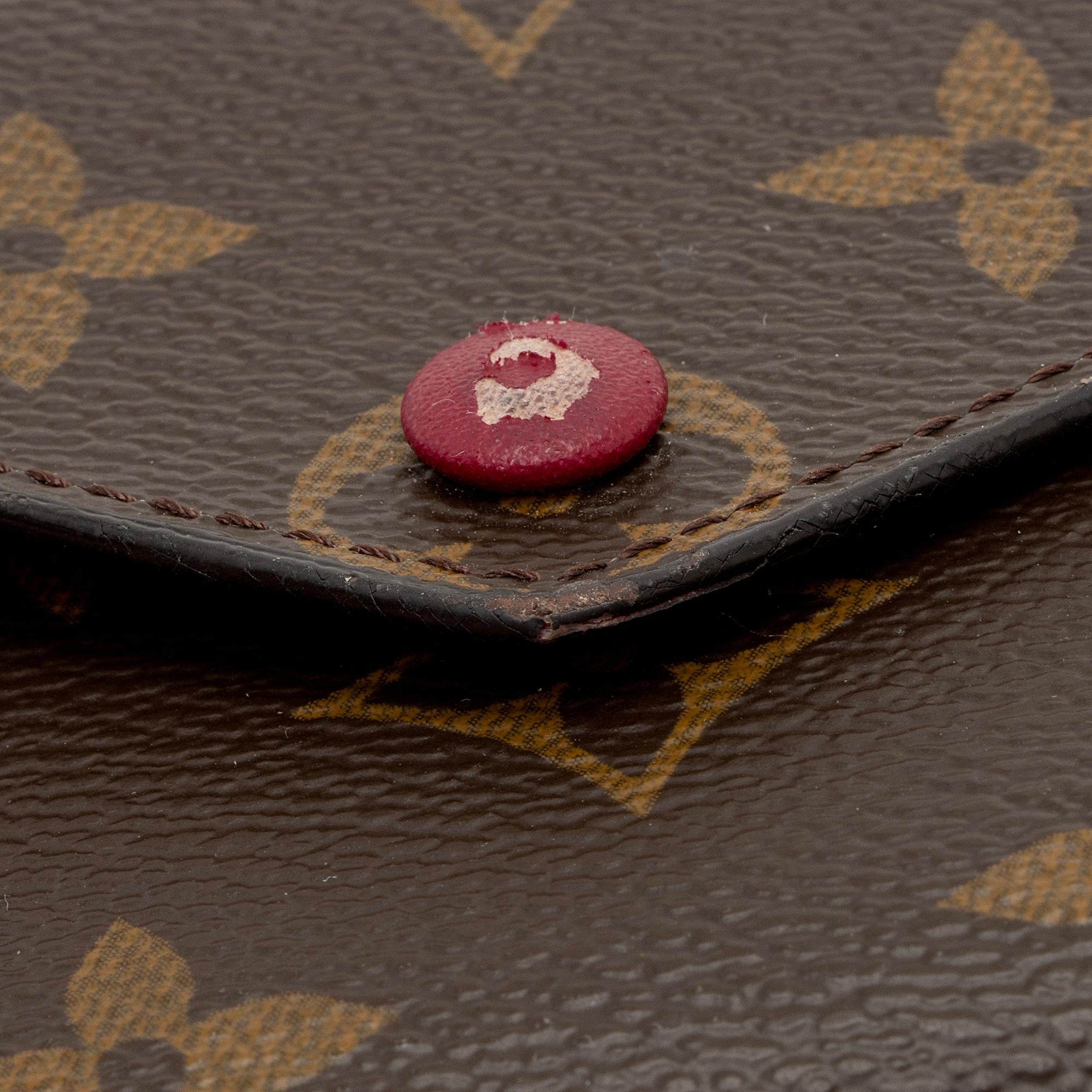 Louis Vuitton Monogram Canvas Victorine Wallet (SHF-4K4u4K)