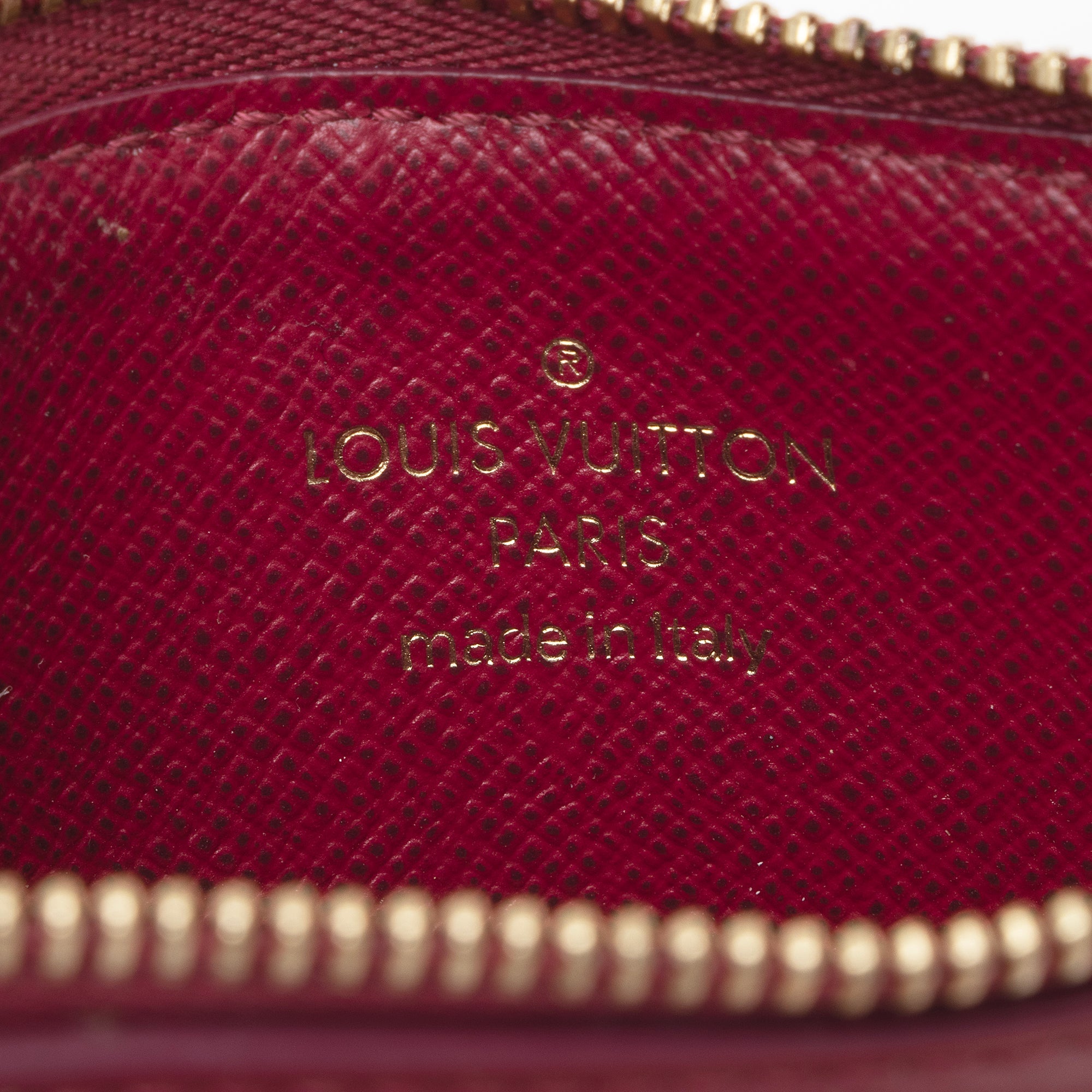 Louis Vuitton Monogram Canvas Zipped Card Holder (SHF-KsBhGI)