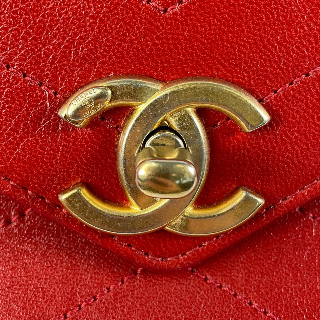 CHANEL Small Lambskin Coco Chevron Envelope Flap Bag