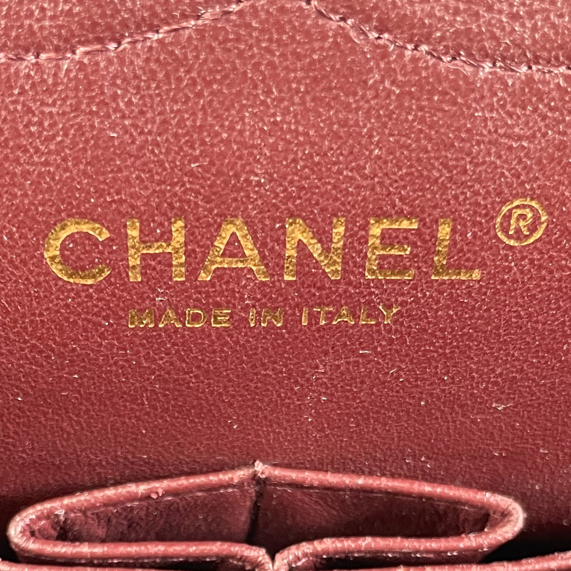 CHANEL Jumbo Classic Caviar Double Flap Shoulder Bag