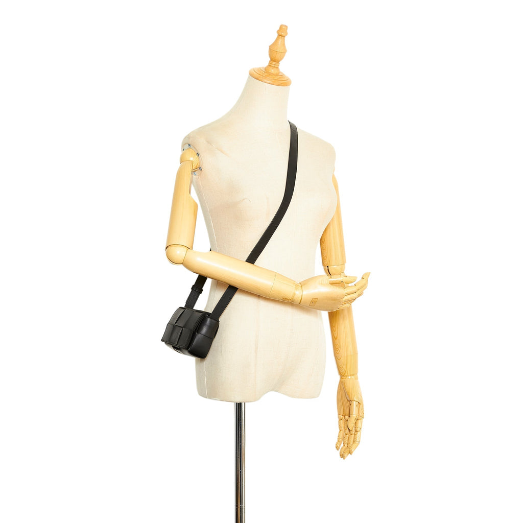 Bottega Veneta Cassette Mini Black Intrecciato