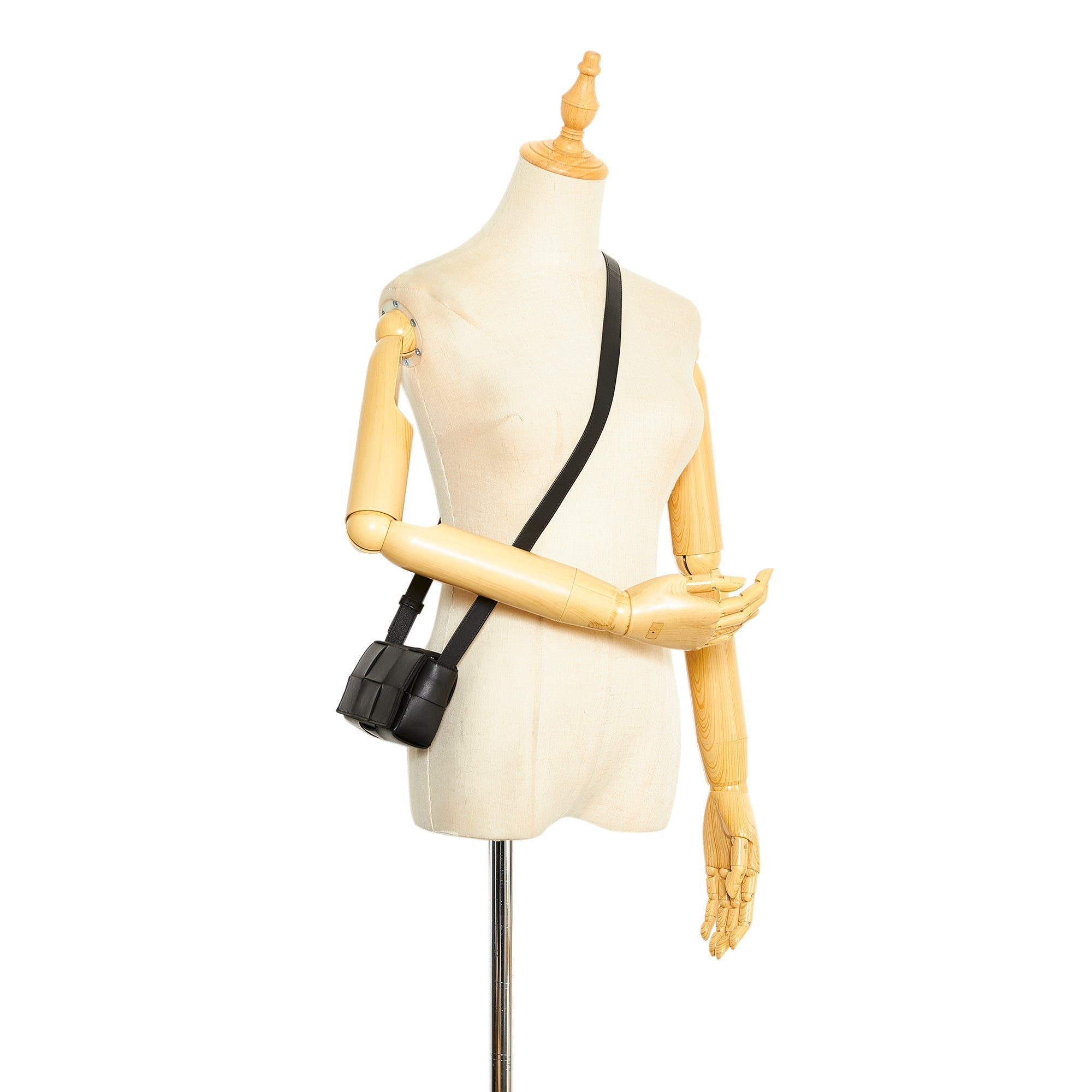 Bottega Veneta Cassette Mini Black Intrecciato