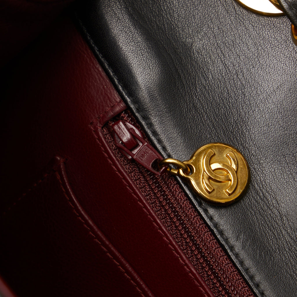 CHANEL Maxi XL Classic Lambskin Single Flap Shoulder Bag